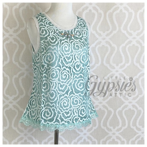 Ryu Sweet Mint and Jeweled Top - Picture 5 of 12